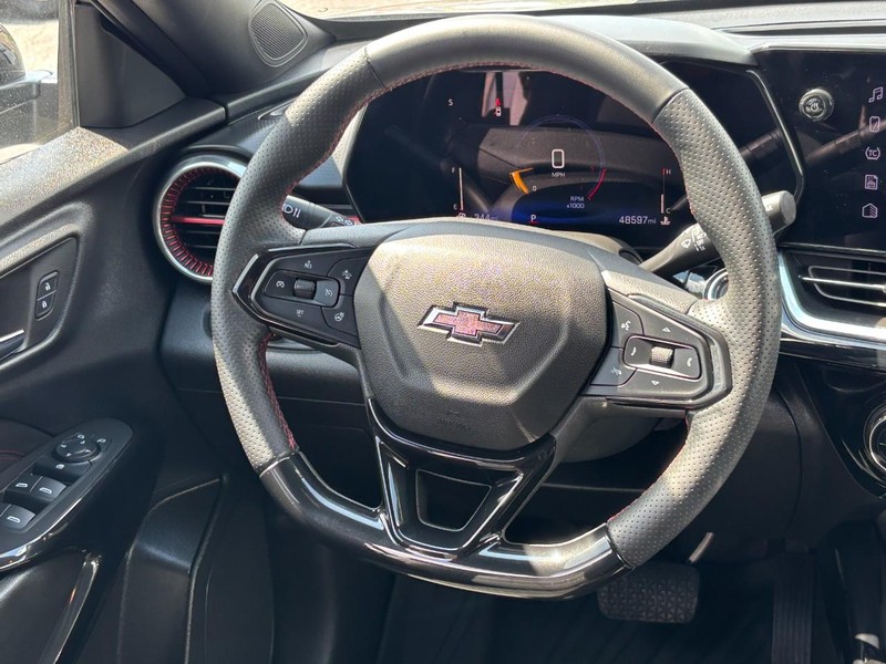 Chevrolet Trax Vehicle Full-screen Gallery Image 12