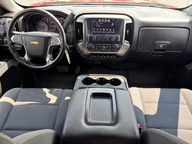 Chevrolet Silverado 1500 Vehicle Full-screen Gallery Image 11