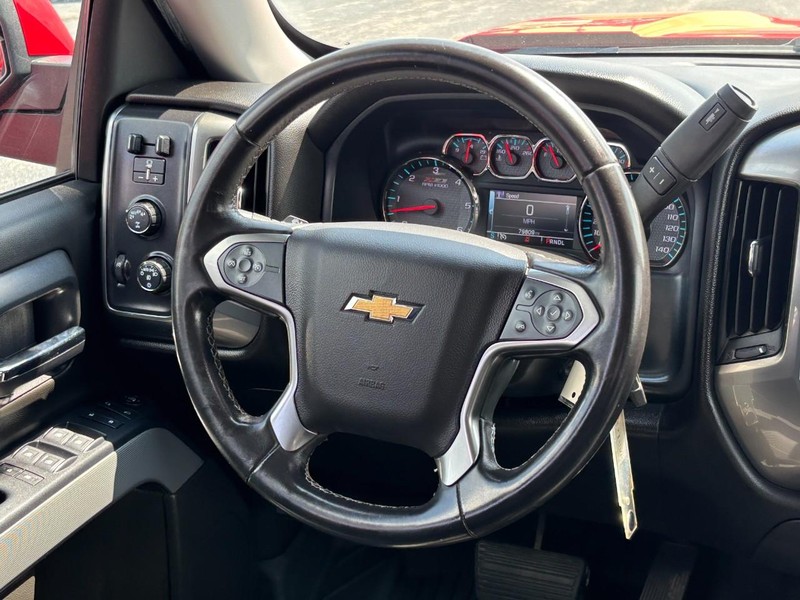 Chevrolet Silverado 1500 Vehicle Full-screen Gallery Image 12