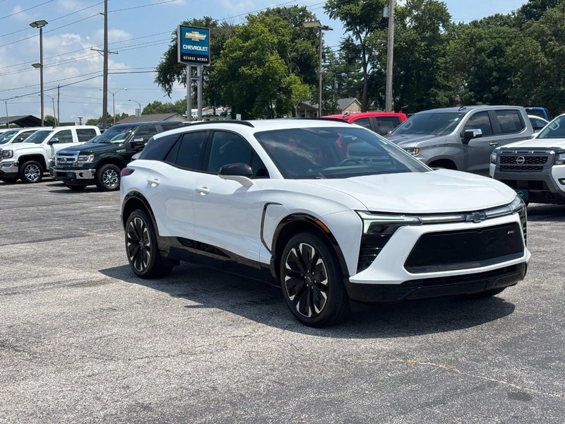 Chevrolet Blazer EV Vehicle Full-screen Gallery Image 07
