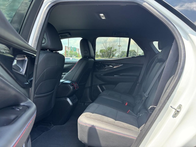 Chevrolet Blazer EV Vehicle Full-screen Gallery Image 10