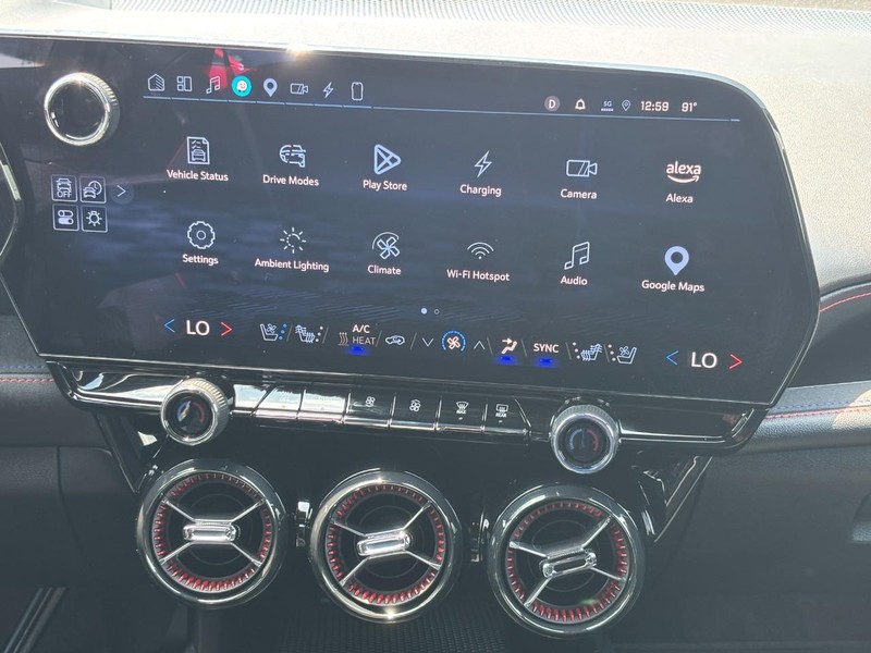Chevrolet Blazer EV Vehicle Full-screen Gallery Image 13