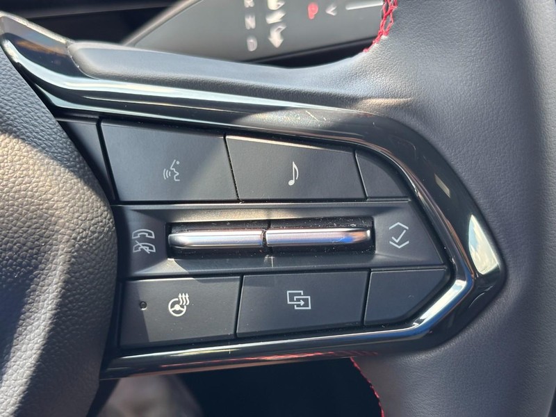 Chevrolet Blazer EV Vehicle Full-screen Gallery Image 18
