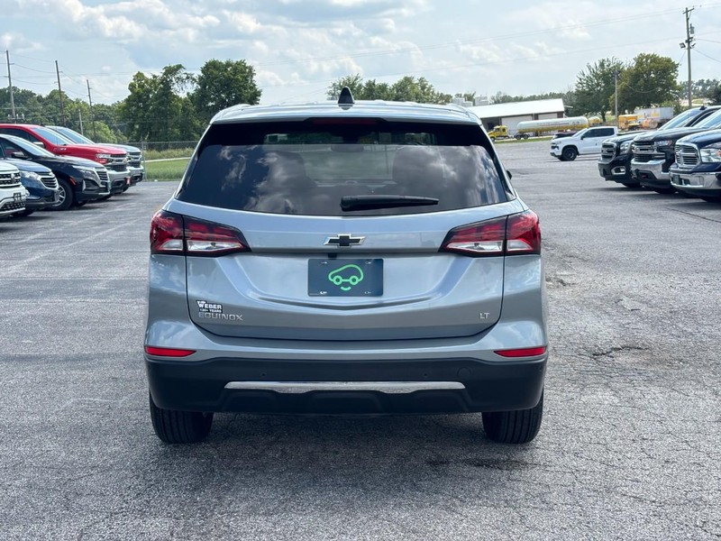 Chevrolet Equinox Vehicle Full-screen Gallery Image 4