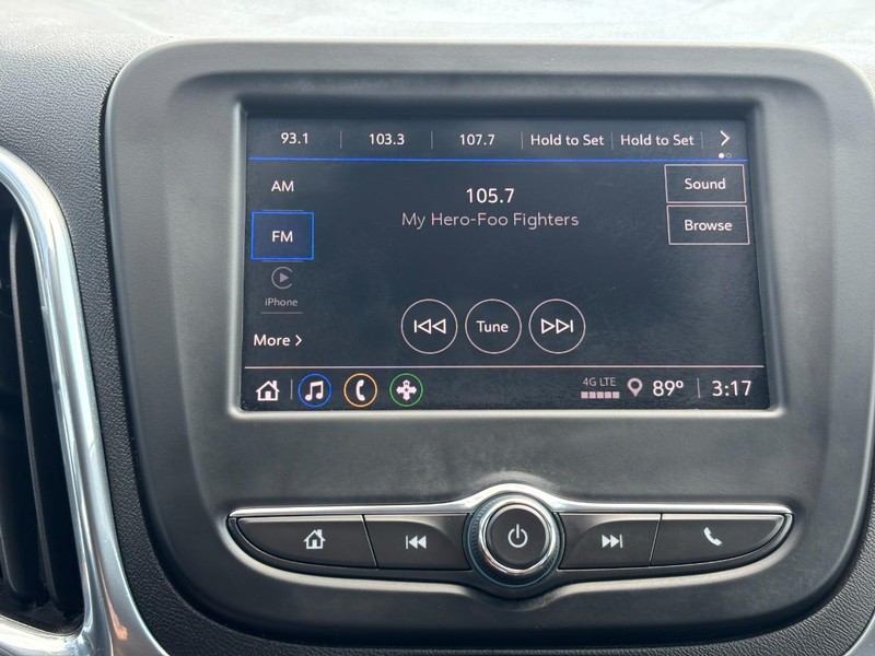 Chevrolet Equinox Vehicle Full-screen Gallery Image 20