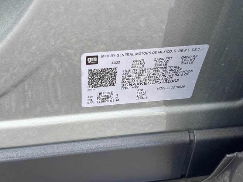 Chevrolet Equinox Vehicle Full-screen Gallery Image 23