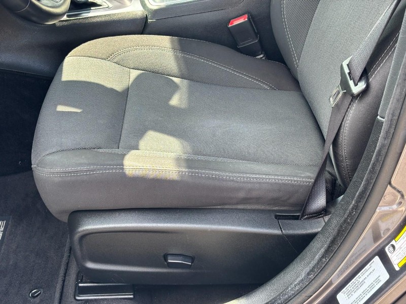 Dodge Charger Vehicle Full-screen Gallery Image 15