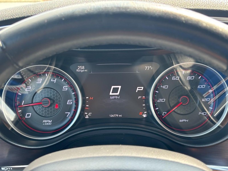 Dodge Charger Vehicle Full-screen Gallery Image 19