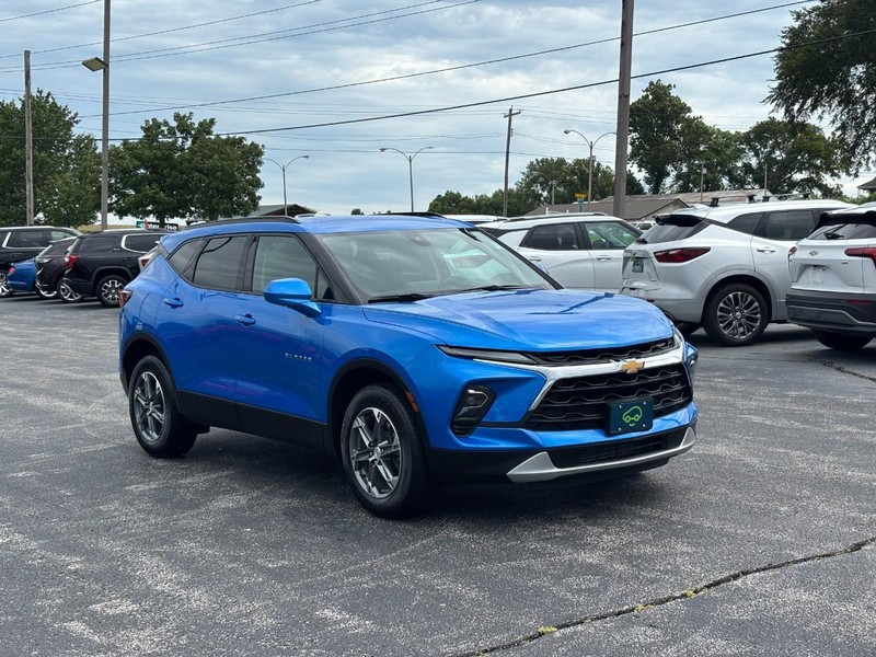 Chevrolet Blazer Vehicle Full-screen Gallery Image 07