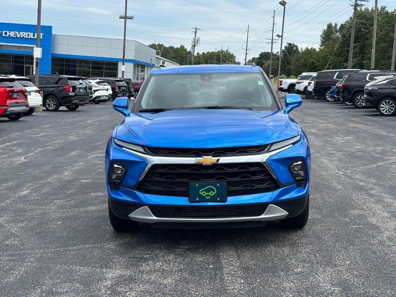 Chevrolet Blazer Vehicle Full-screen Gallery Image 08