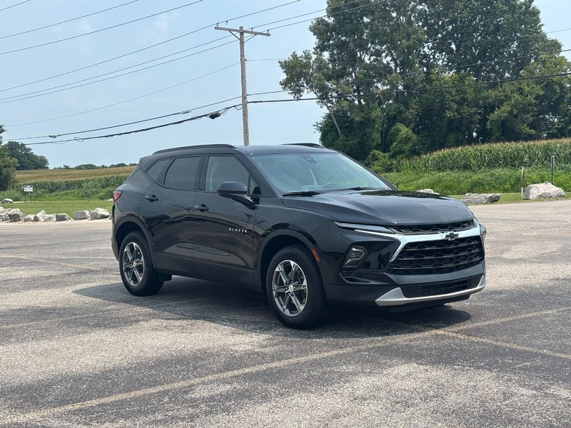 Chevrolet Blazer Vehicle Full-screen Gallery Image 07