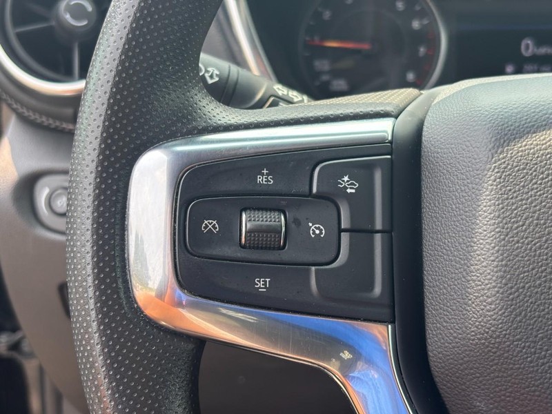 Chevrolet Blazer Vehicle Full-screen Gallery Image 17