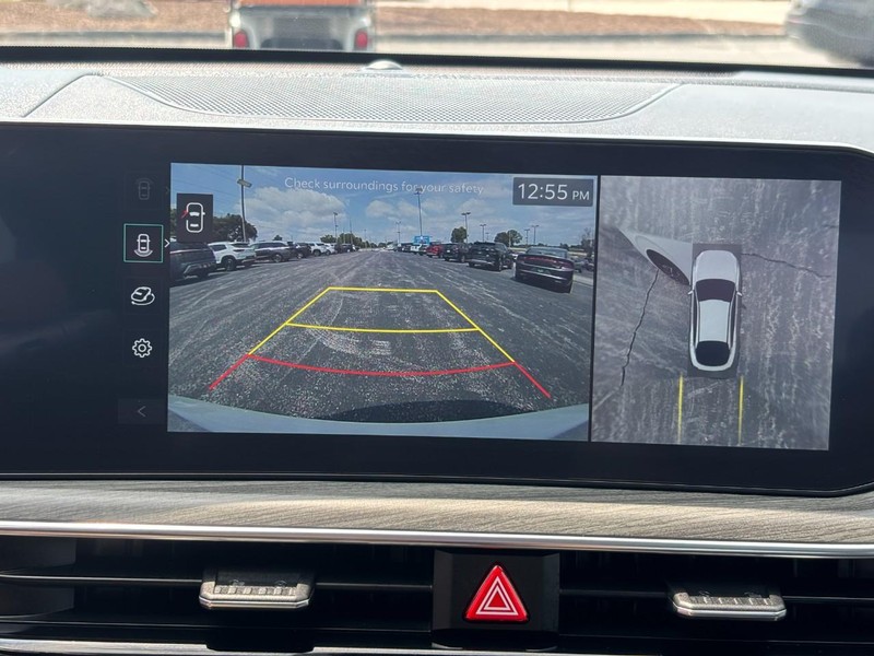 Kia K5 Vehicle Full-screen Gallery Image 22