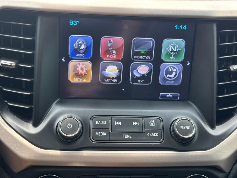 GMC Acadia Vehicle Full-screen Gallery Image 21