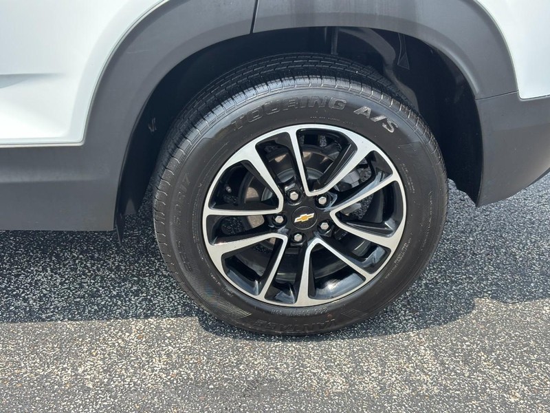 Chevrolet TrailBlazer Vehicle Full-screen Gallery Image 09