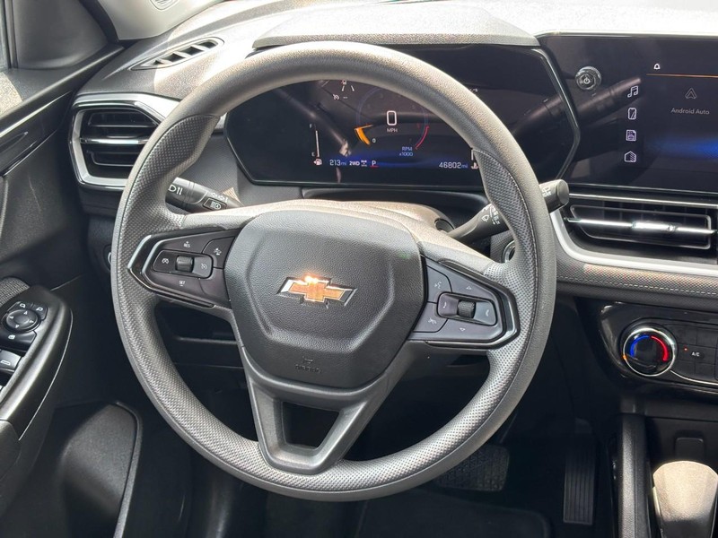 Chevrolet TrailBlazer Vehicle Full-screen Gallery Image 12