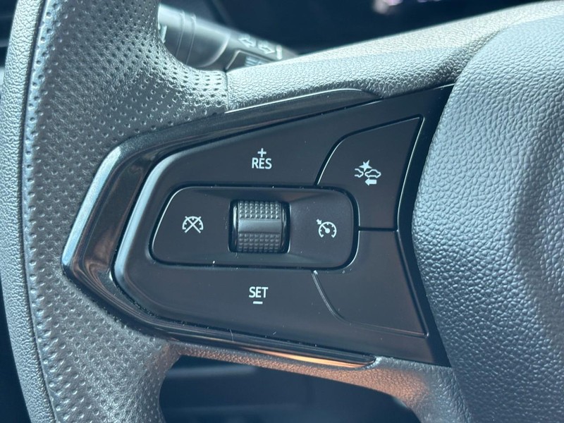 Chevrolet TrailBlazer Vehicle Full-screen Gallery Image 17