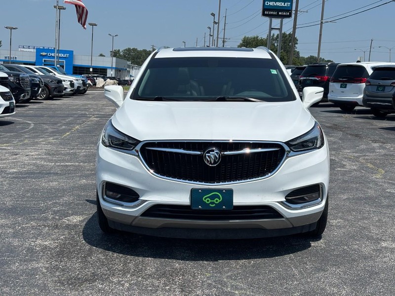 Buick Enclave Vehicle Full-screen Gallery Image 08