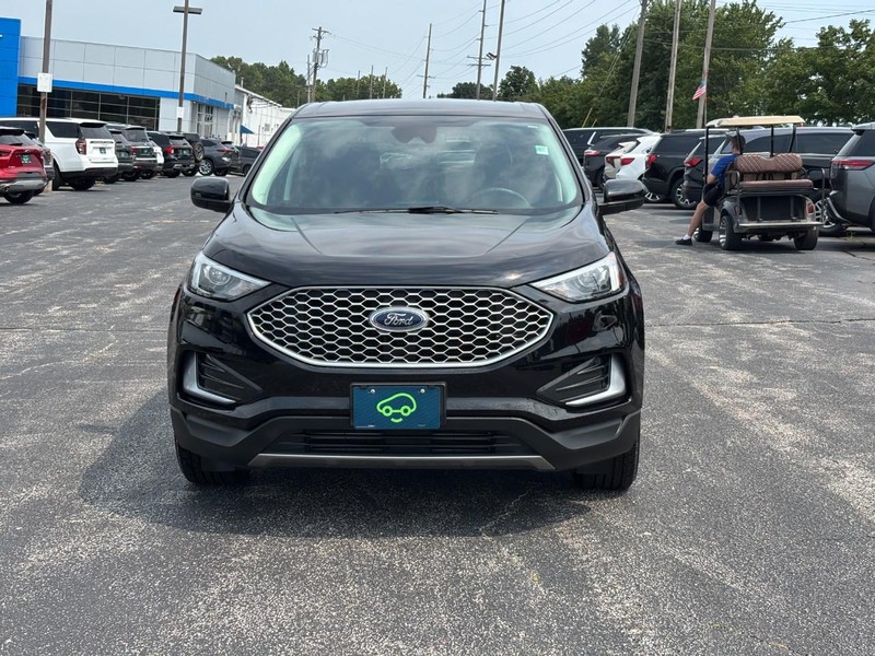 Ford Edge Vehicle Full-screen Gallery Image 08