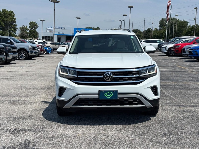 Volkswagen Atlas Vehicle Full-screen Gallery Image 8