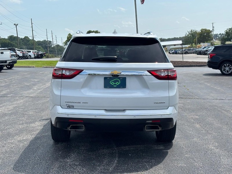 Chevrolet Traverse Vehicle Full-screen Gallery Image 04