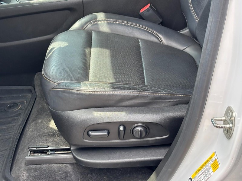 Chevrolet Traverse Vehicle Full-screen Gallery Image 16