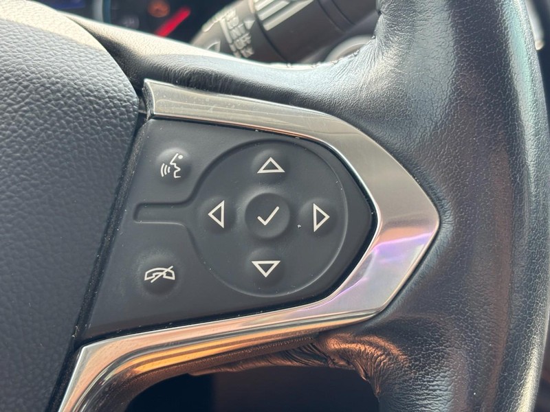 Chevrolet Traverse Vehicle Full-screen Gallery Image 19