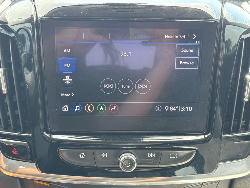 Chevrolet Traverse Vehicle Full-screen Gallery Image 21