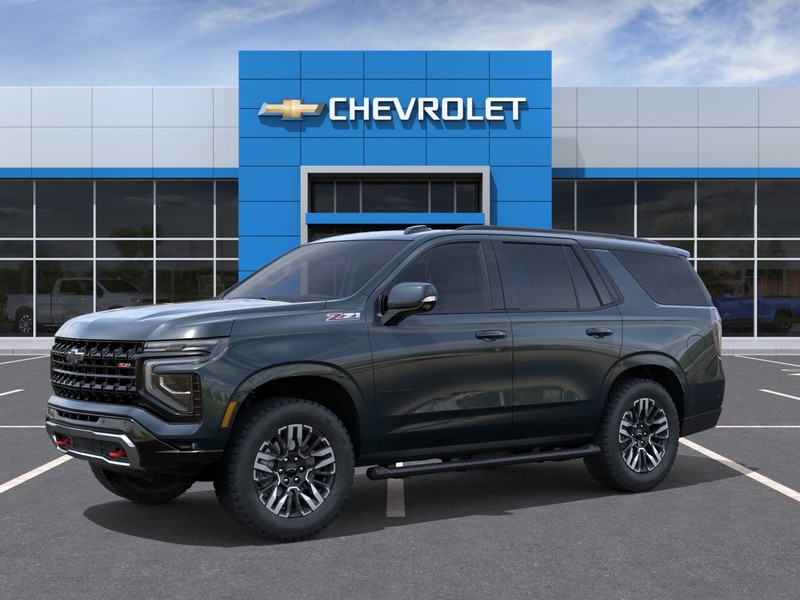 Chevrolet Tahoe Vehicle Full-screen Gallery Image 2