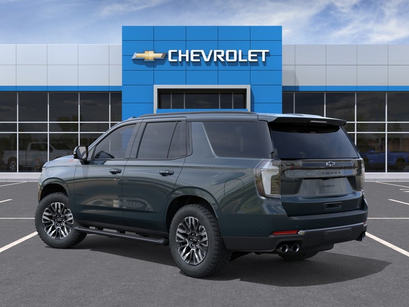 Chevrolet Tahoe Vehicle Full-screen Gallery Image 3