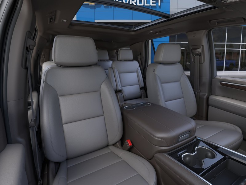 Chevrolet Tahoe Vehicle Full-screen Gallery Image 16