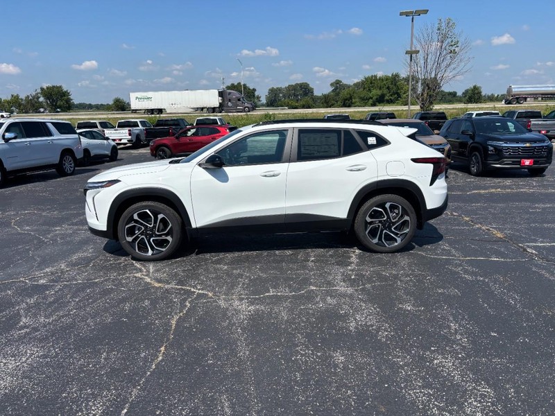 Chevrolet Trax Vehicle Full-screen Gallery Image 2