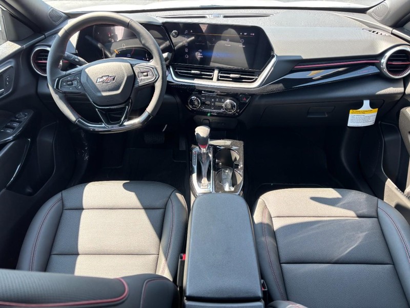 Chevrolet Trax Vehicle Full-screen Gallery Image 6