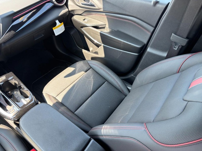 Chevrolet Trax Vehicle Full-screen Gallery Image 9