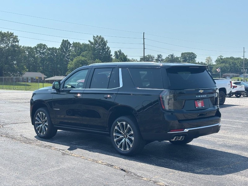 Chevrolet Tahoe Vehicle Full-screen Gallery Image 3