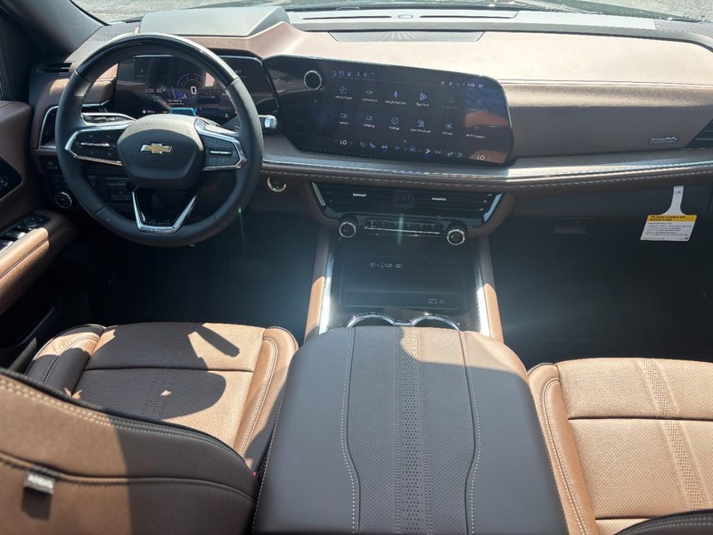 Chevrolet Tahoe Vehicle Full-screen Gallery Image 7