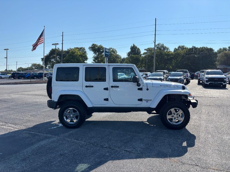 Jeep Wrangler Unlimited Vehicle Full-screen Gallery Image 6