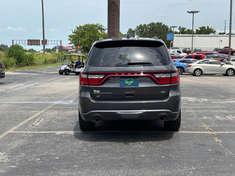 Dodge Durango Vehicle Full-screen Gallery Image 04