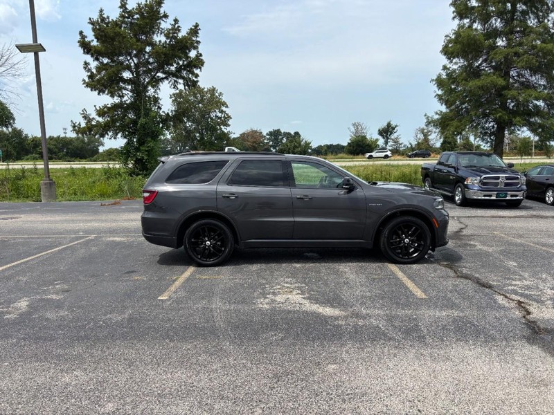 Dodge Durango Vehicle Full-screen Gallery Image 06