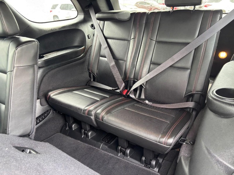 Dodge Durango Vehicle Full-screen Gallery Image 10