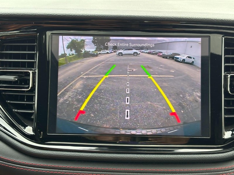 Dodge Durango Vehicle Full-screen Gallery Image 23