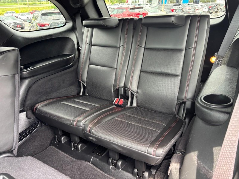 Dodge Durango Vehicle Full-screen Gallery Image 10