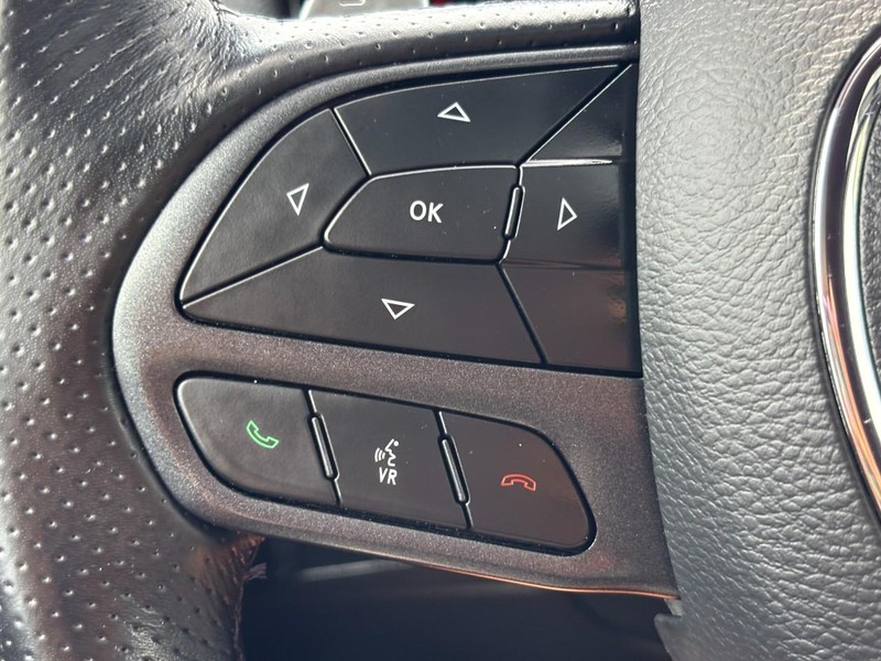 Dodge Durango Vehicle Full-screen Gallery Image 19