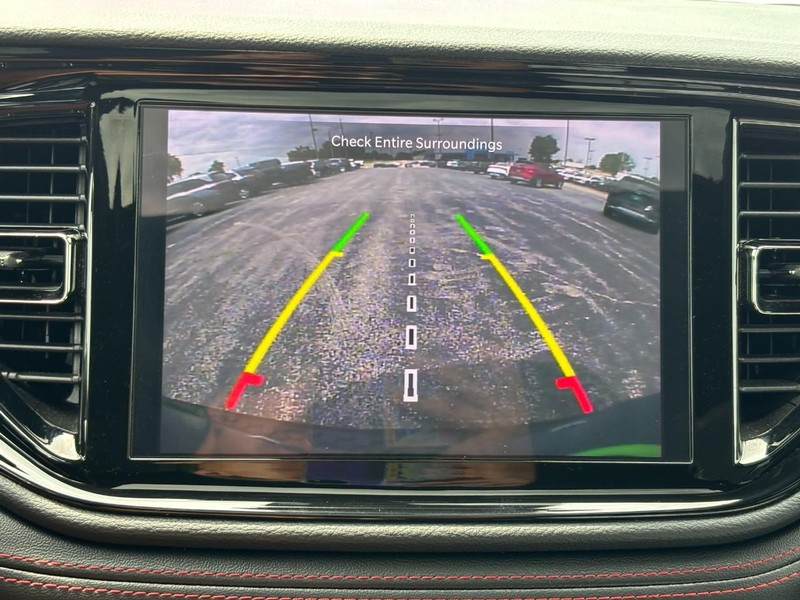 Dodge Durango Vehicle Full-screen Gallery Image 24