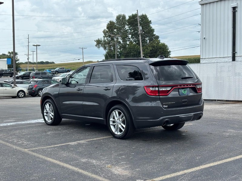 Dodge Durango Vehicle Full-screen Gallery Image 03