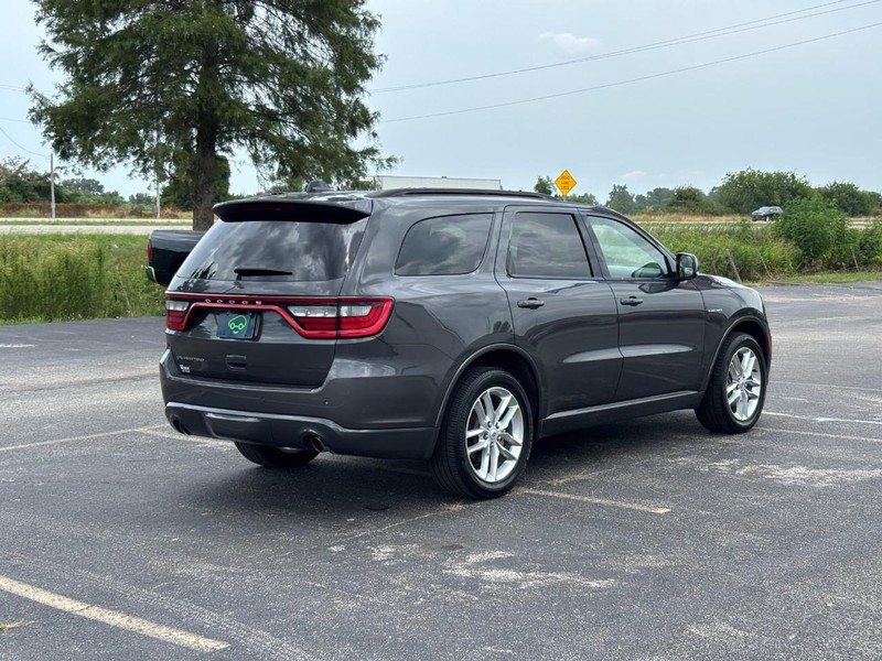 Dodge Durango Vehicle Full-screen Gallery Image 05