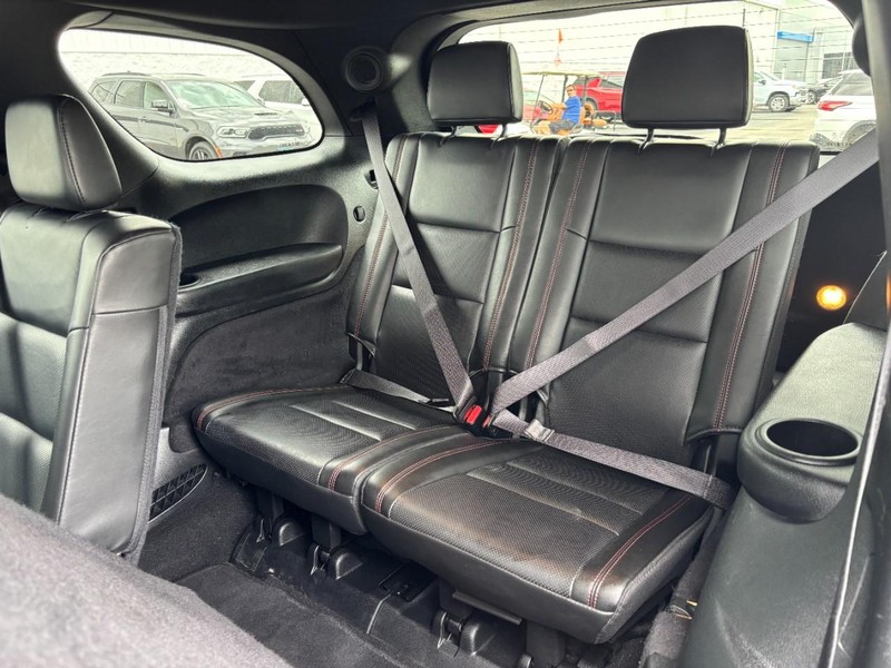 Dodge Durango Vehicle Full-screen Gallery Image 10