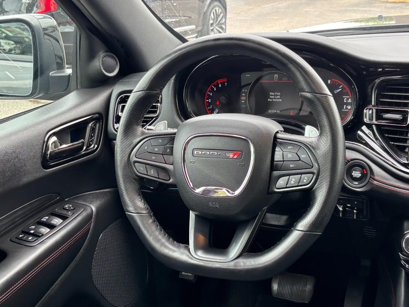 Dodge Durango Vehicle Full-screen Gallery Image 13