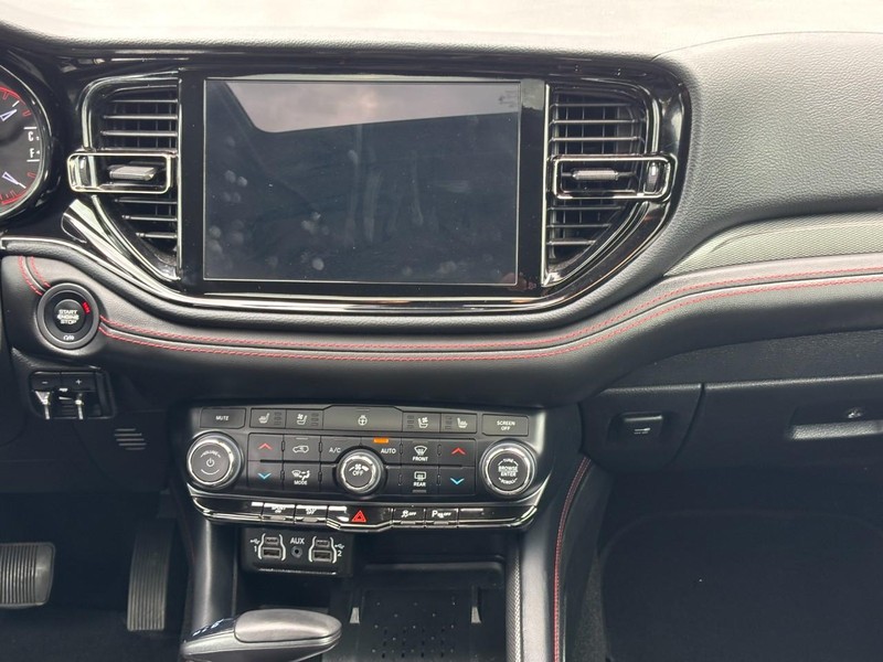 Dodge Durango Vehicle Full-screen Gallery Image 14