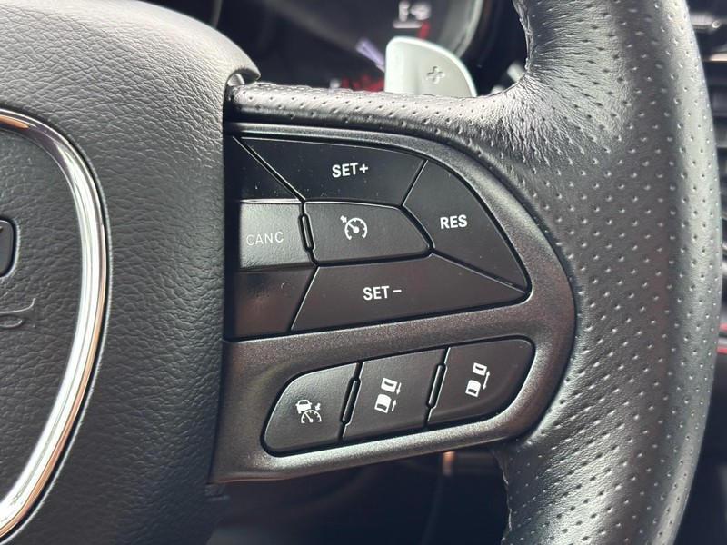 Dodge Durango Vehicle Full-screen Gallery Image 20